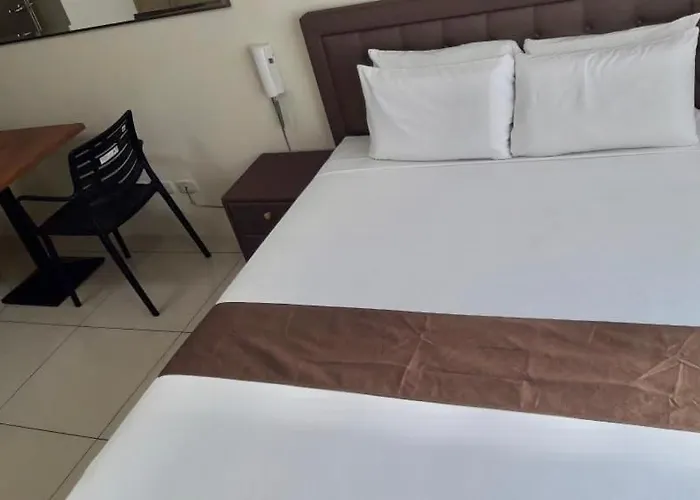 Apartment Unit At The Breeze *