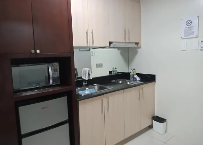 Apartment Unit At The Breeze