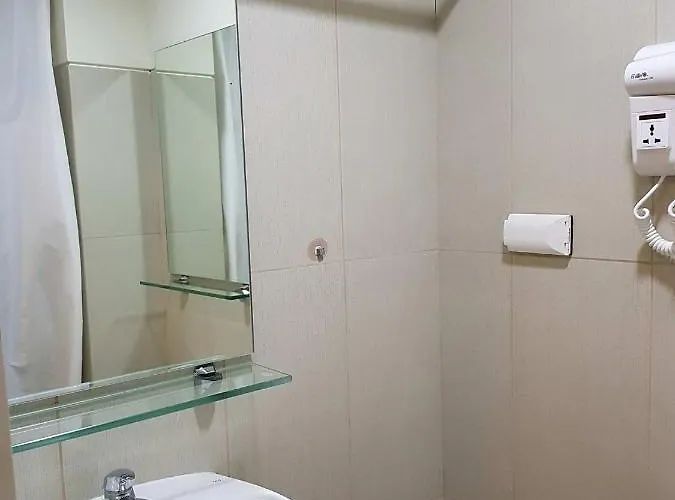 Apartment Unit At The Breeze